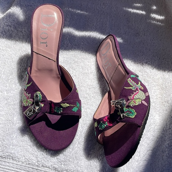 DIOR PURPLE KOI LOCK & KEYS HEELS - Picture 15 of 16